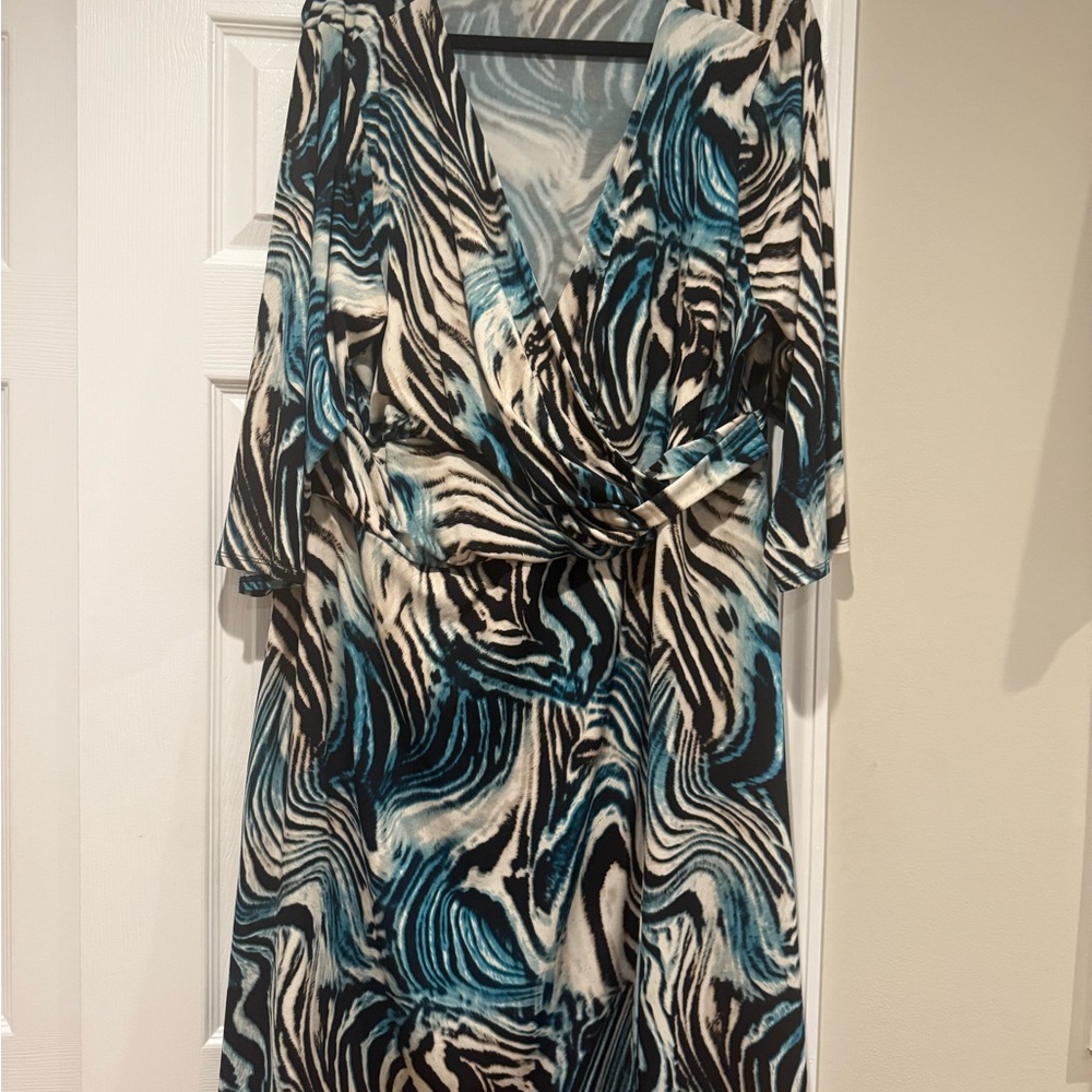 Avenue Gray and Black Zebra Print Top
